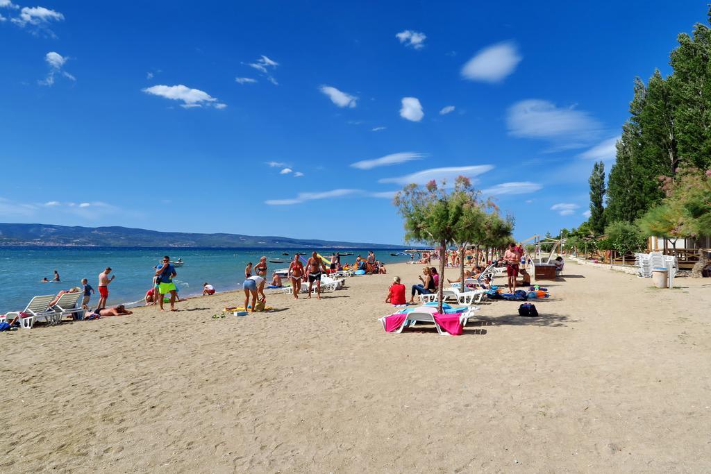 Camping Almissa Омиш Экстерьер фото